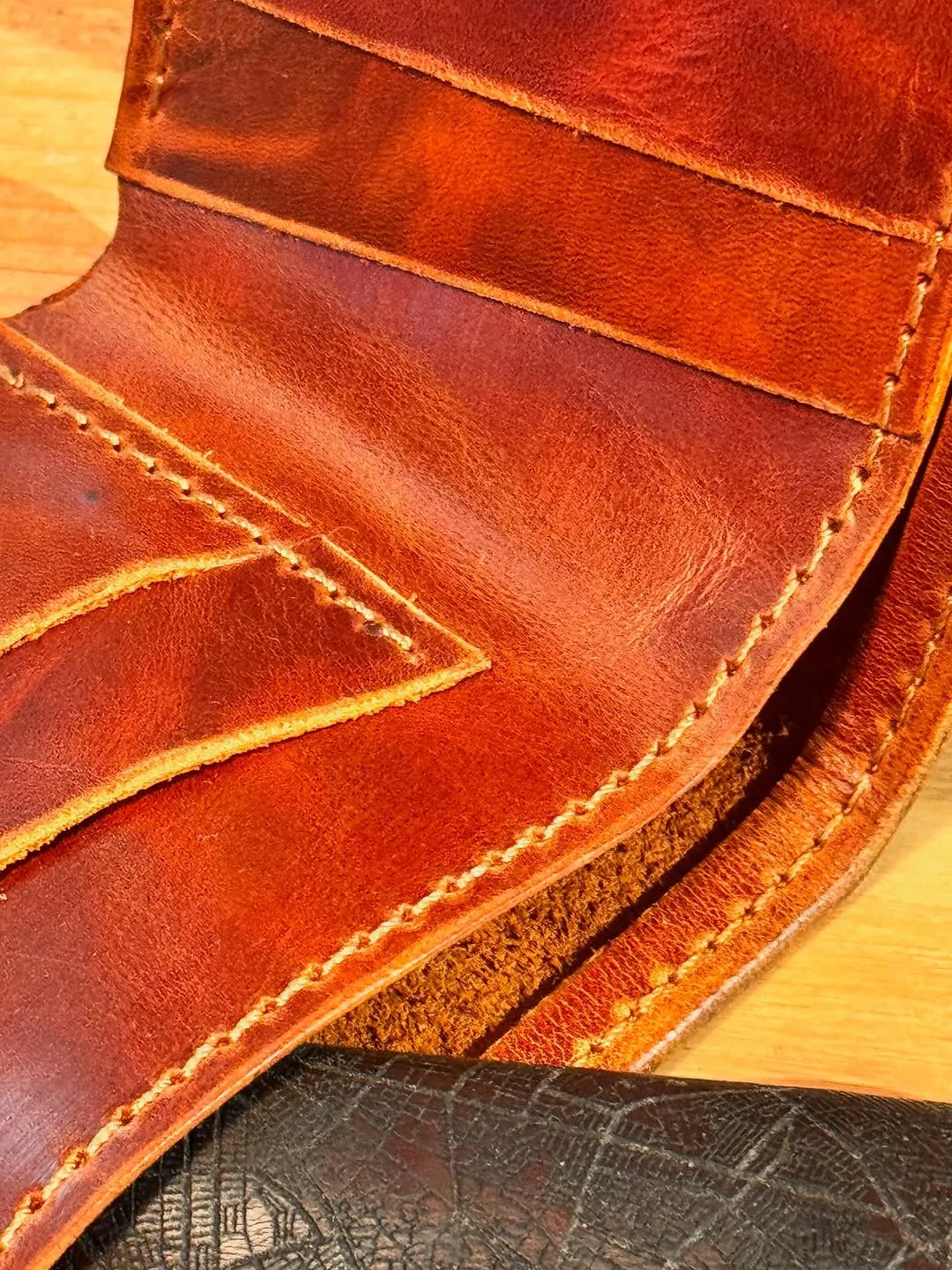 Kurdistan Handmade Leather Wallet with Sulaymaniyah City Map