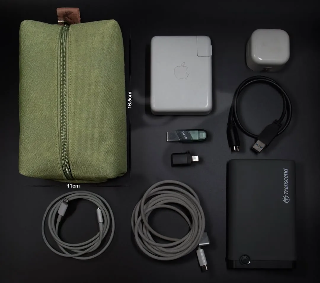 Tech Pouch