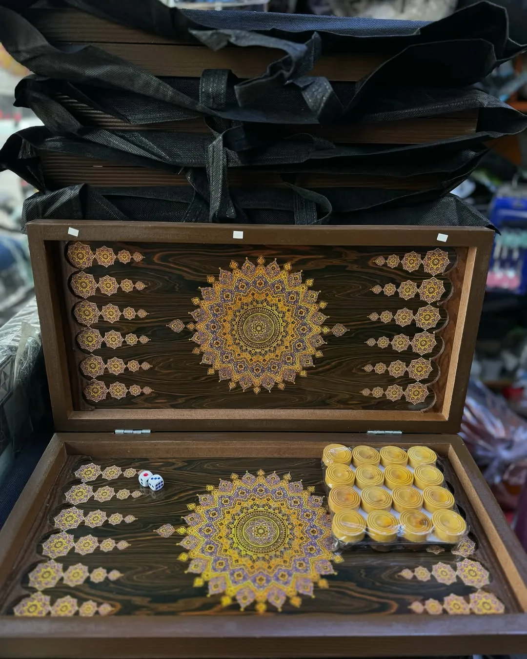 Iranian Backgammon