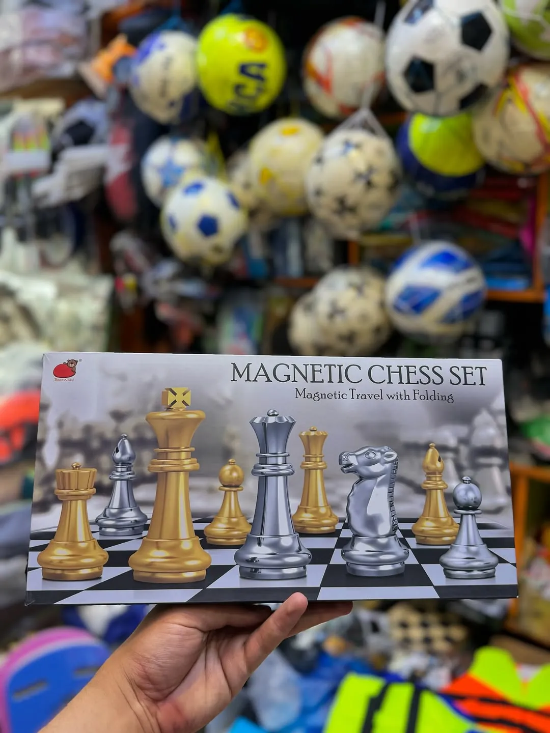 First-Class Magnetic Chess Set