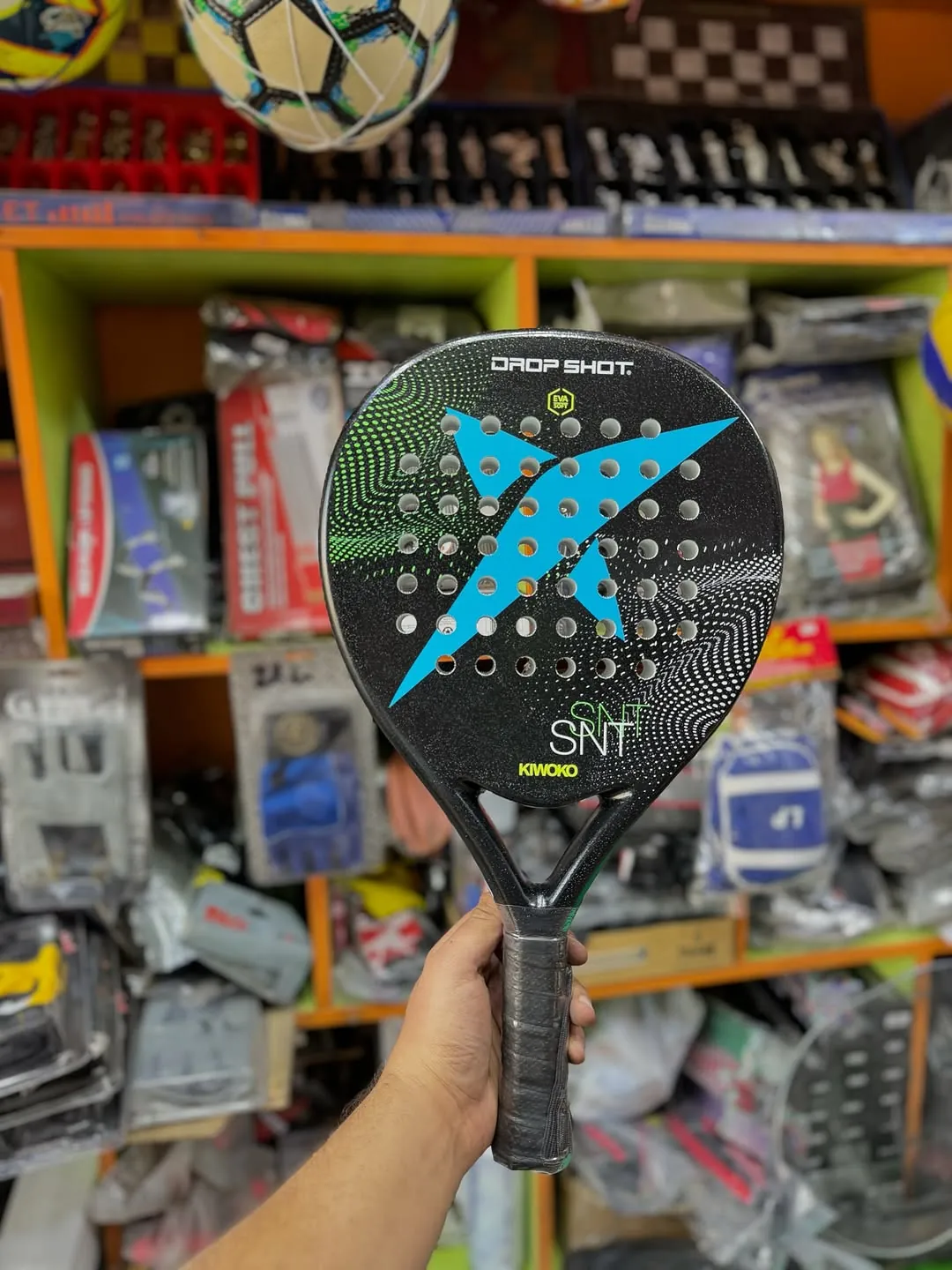 Pro Touch Spin 100 Padel Racket