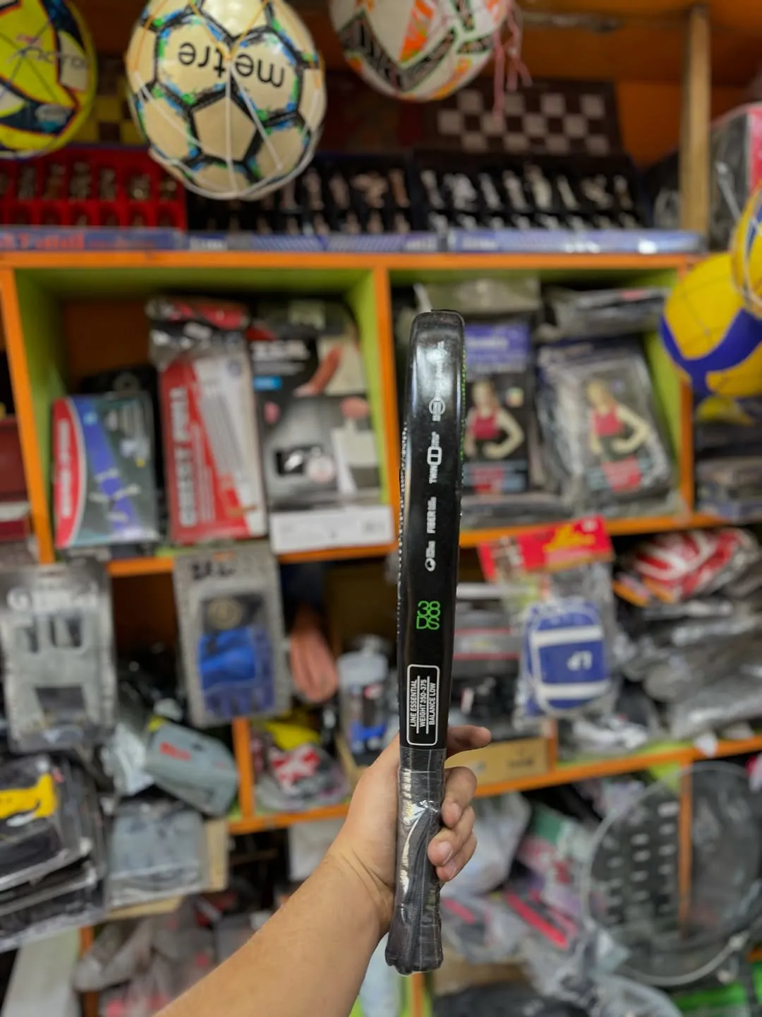 Pro Touch Spin 100 Padel Racket