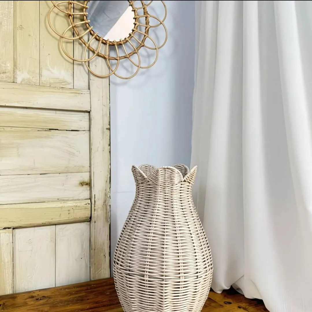 Beige Round Tablecloth with Brown Fringe and Knitted Runner