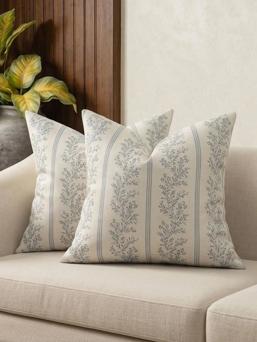 Set of 3 Woven Storage Baskets with Fabric Liner