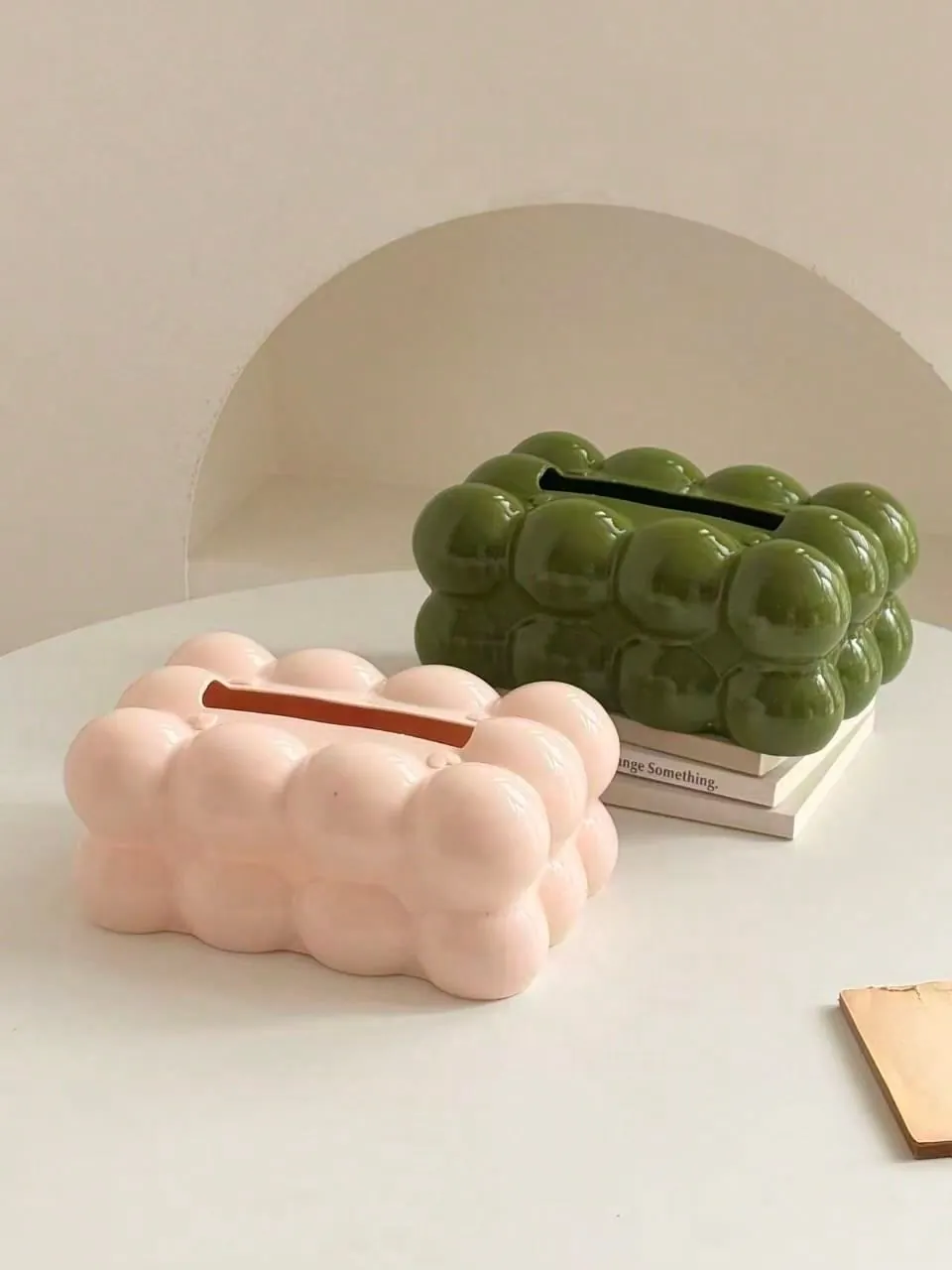 Modern U-Shaped Wall Hanging Vase