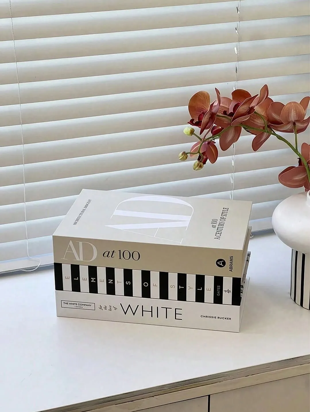 Wood Grain Tissue Box Holder