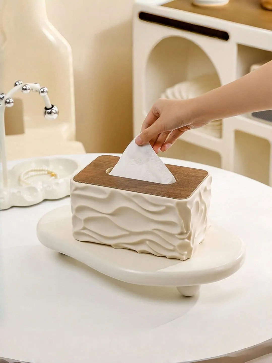 Wood Grain Tissue Box Holder