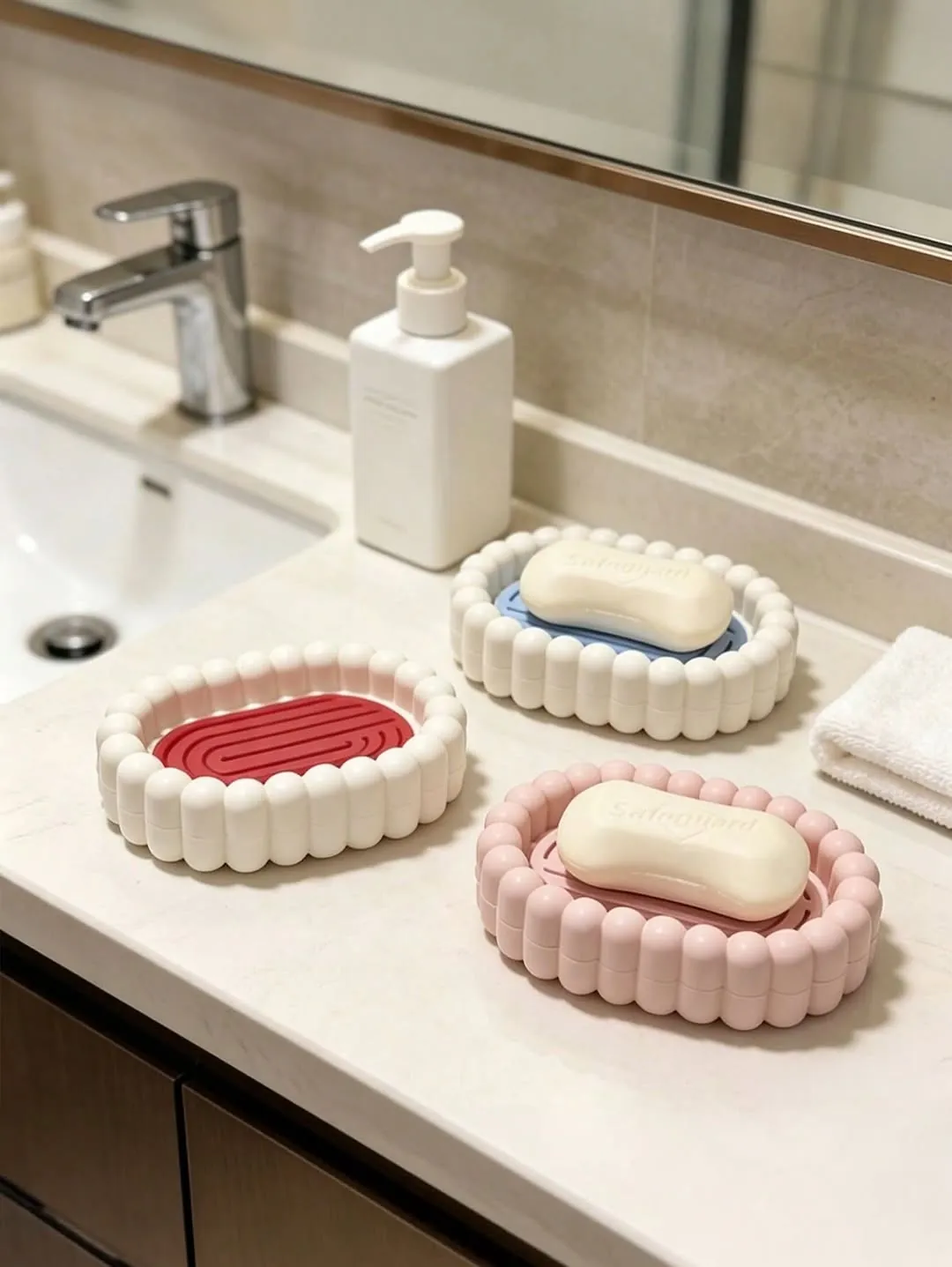 Wall-Mounted Soap Dish Holder with Lid
