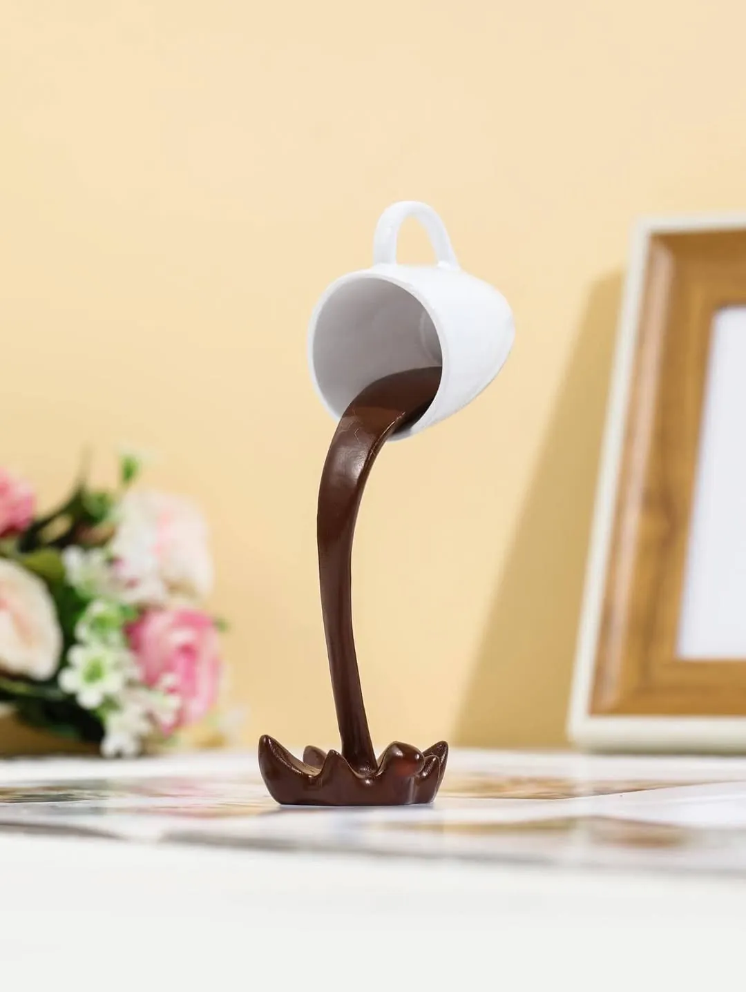 Cute Resin Egg and Chicken Decorative Figurines