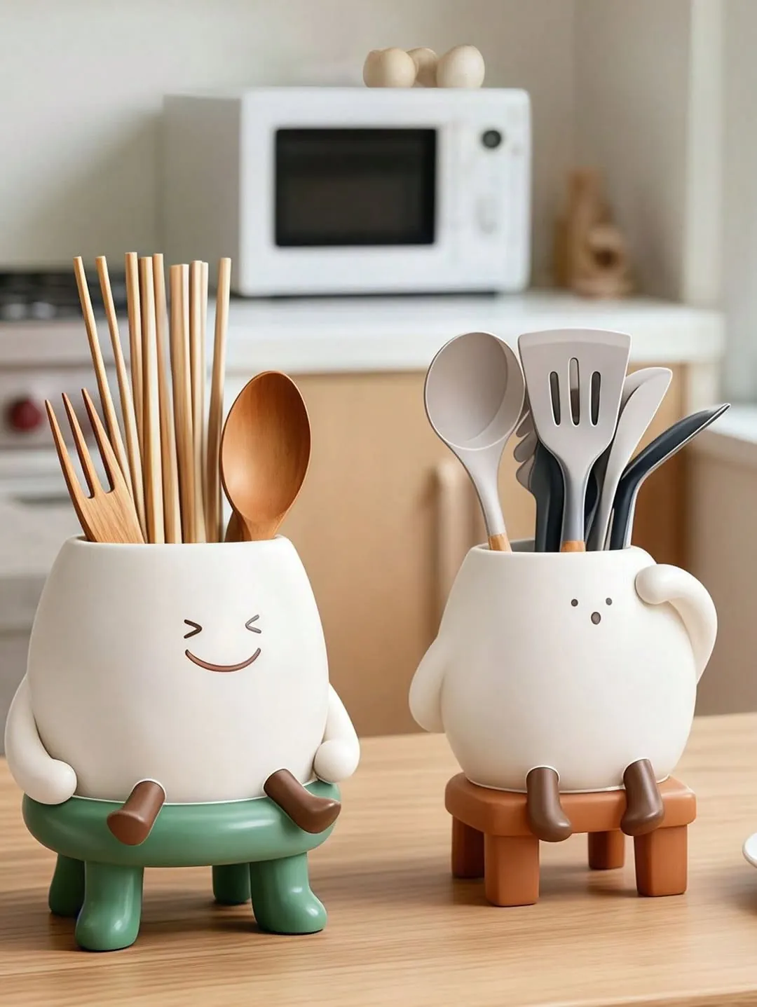 Cute Resin Egg and Chicken Decorative Figurines