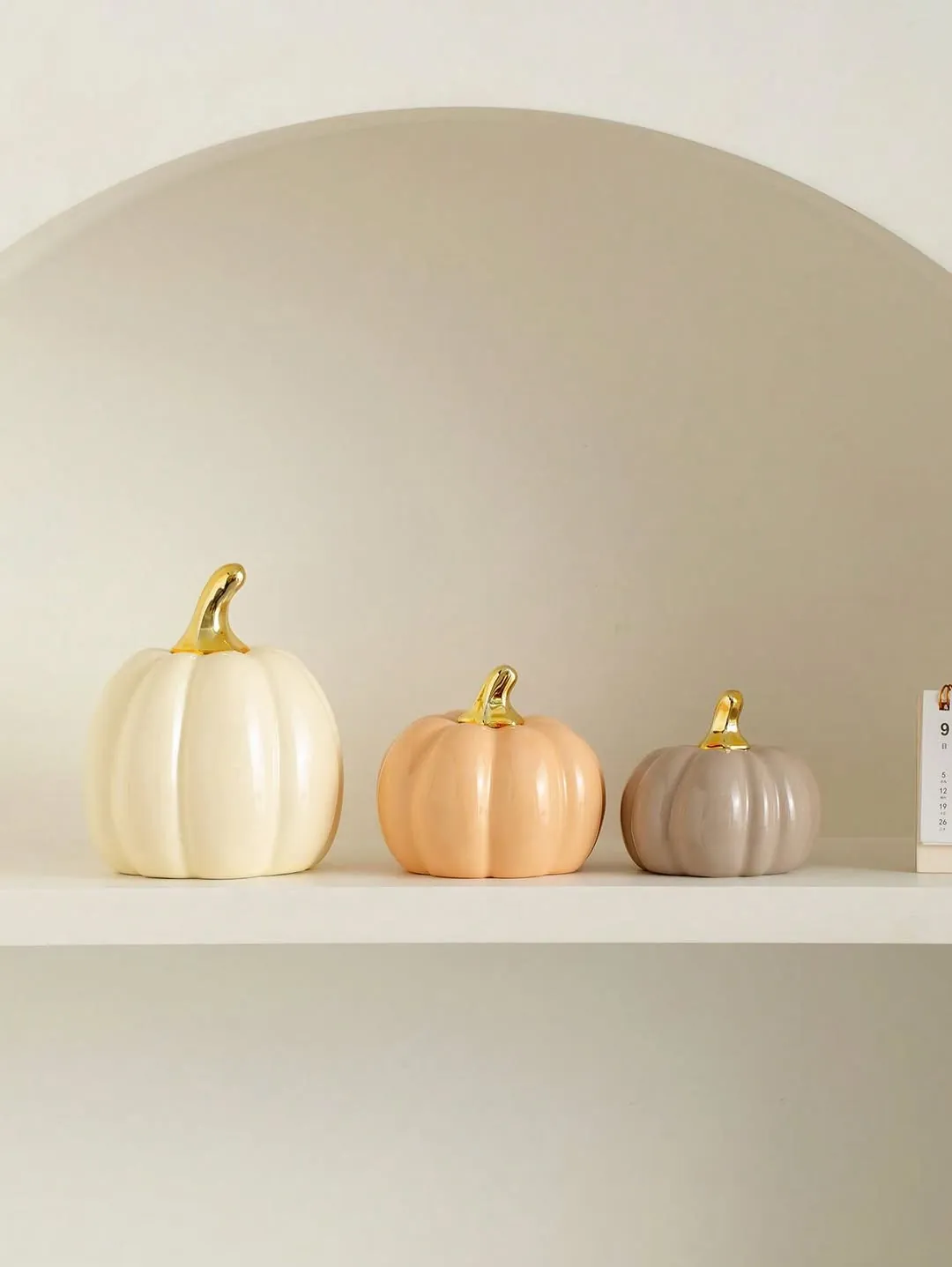 Shoxil Red Pomegranate Ceramic Vase