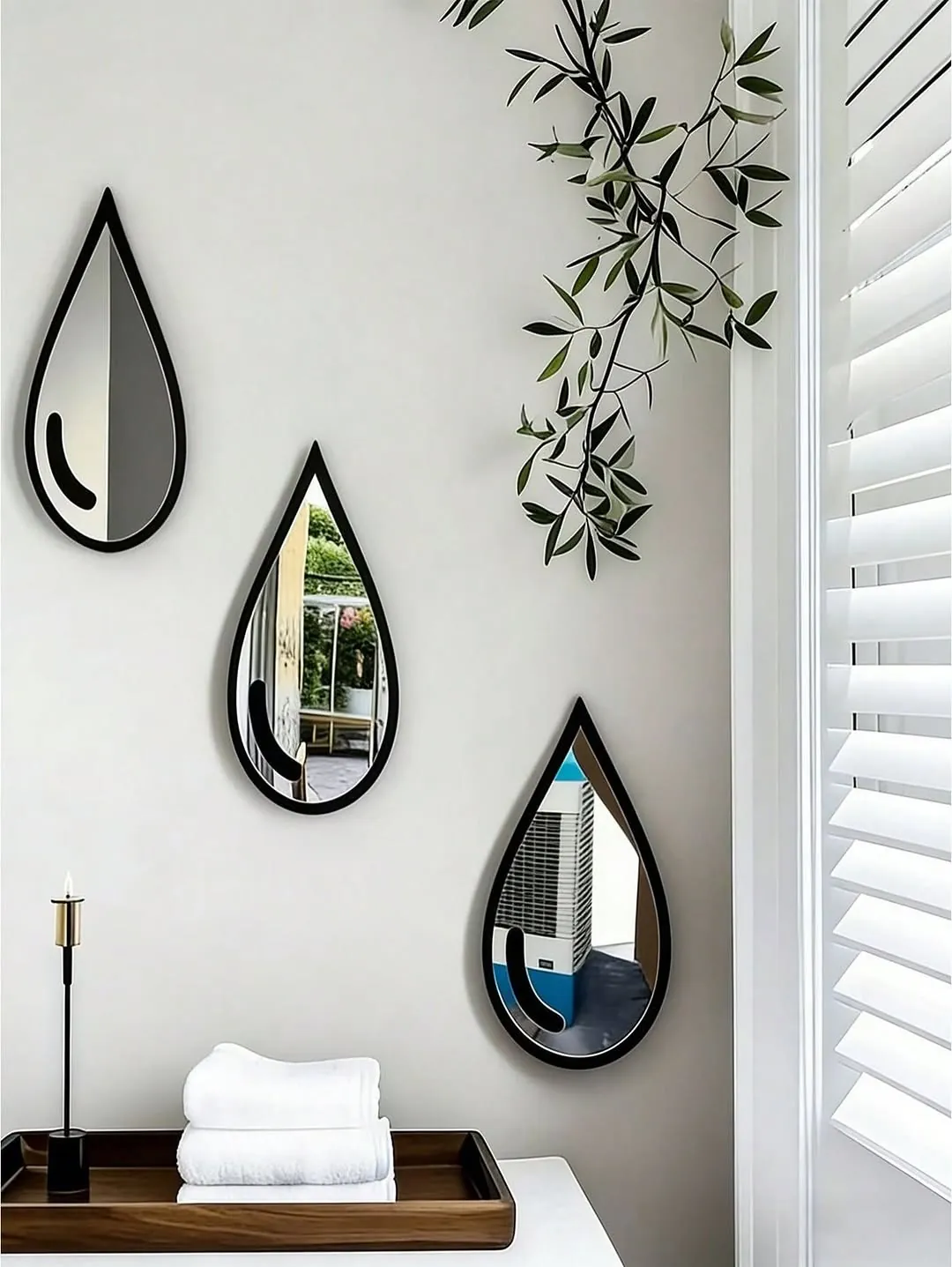 Decorative Round Rope and Pearl Wall Mirror