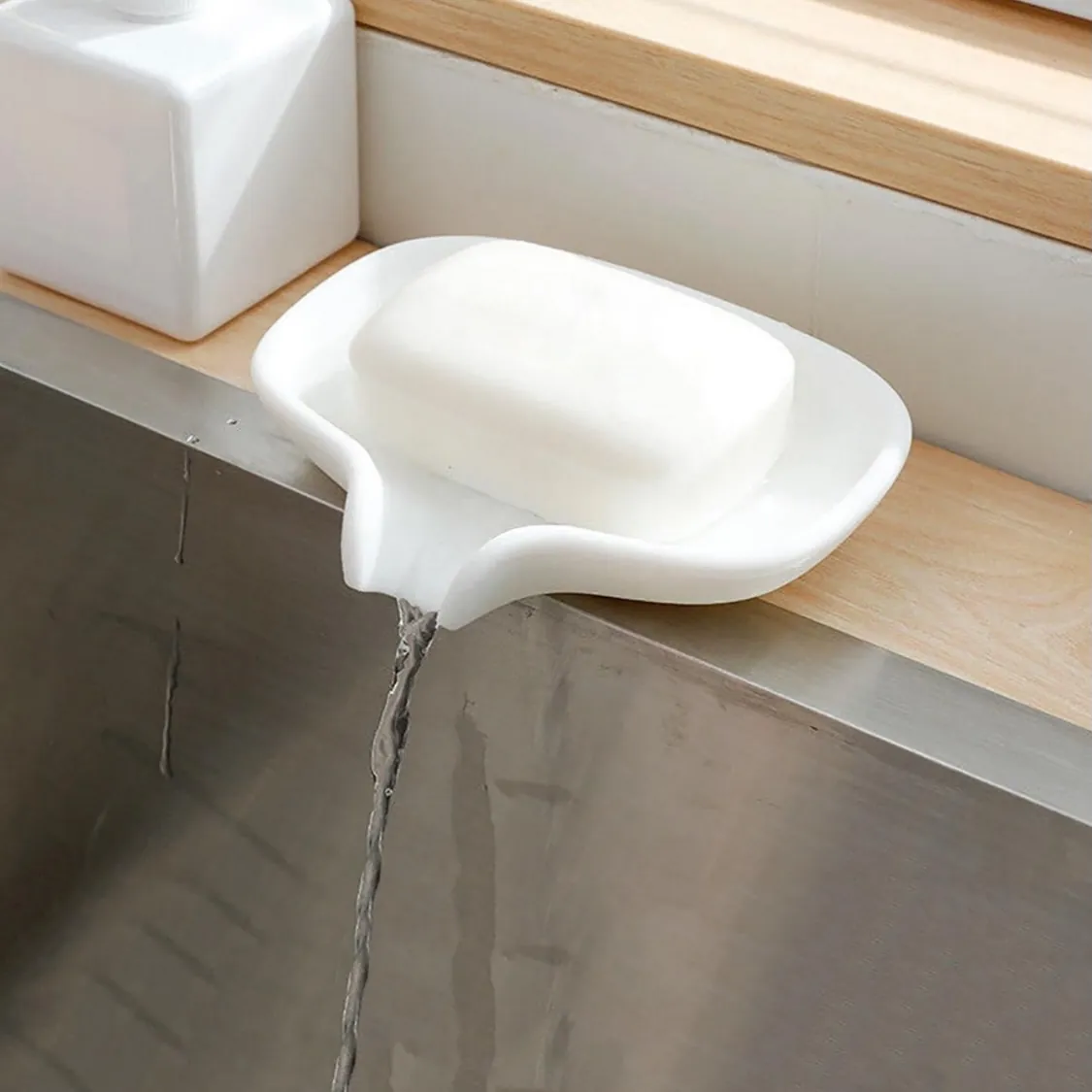 Shell-Shaped Soap Dish