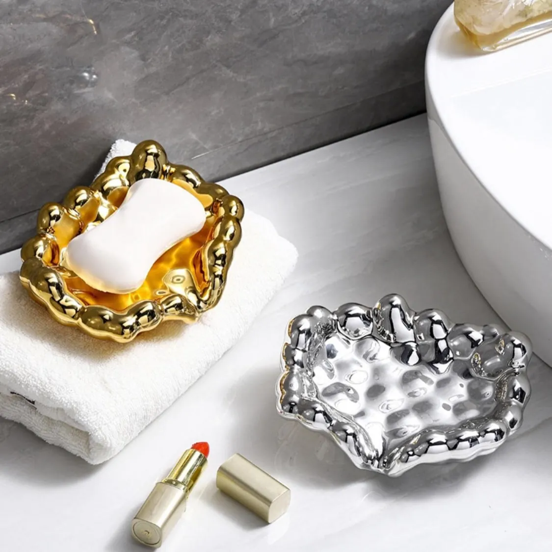 Shell-Shaped Soap Dish