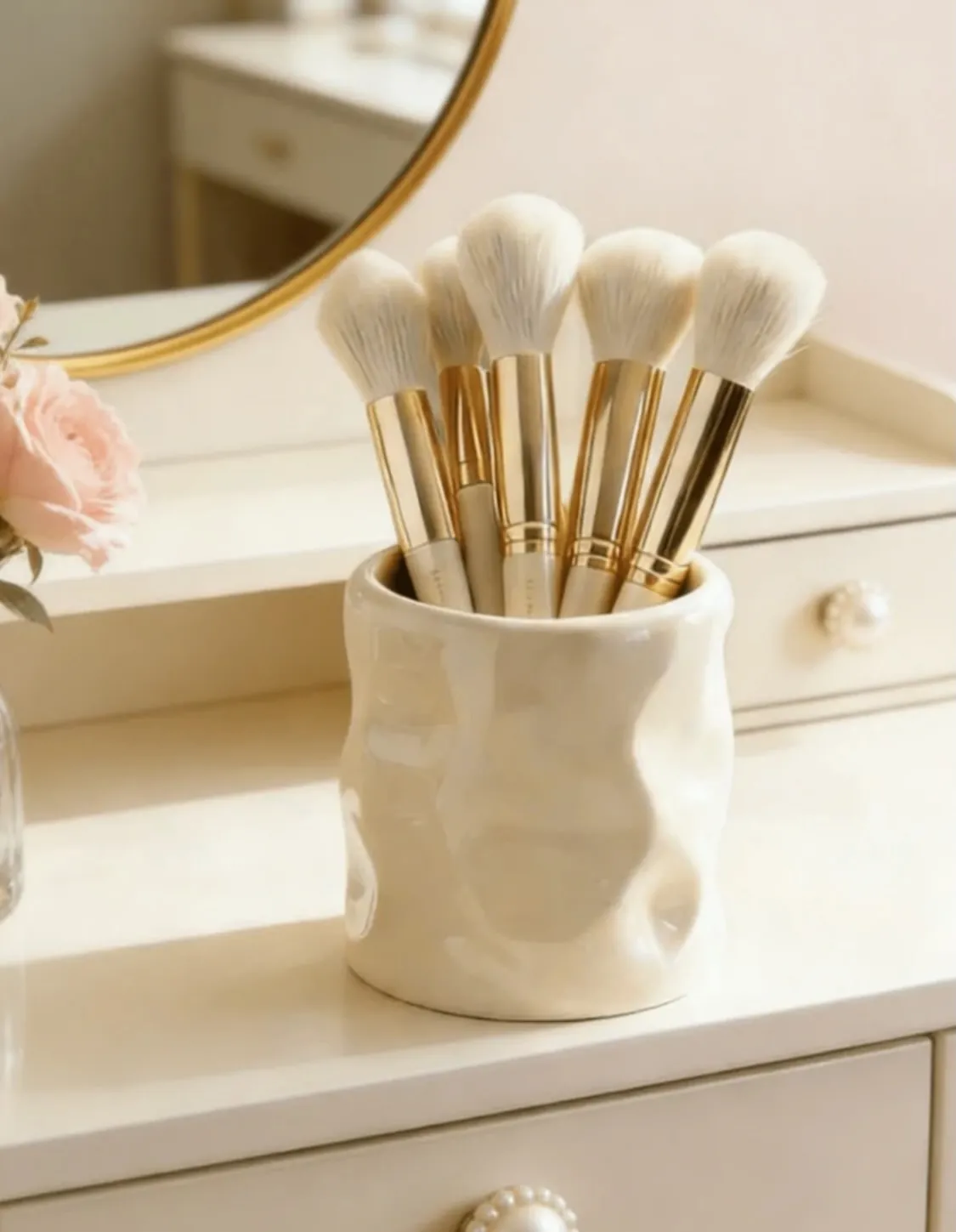 Glittery Makeup Brush Holder