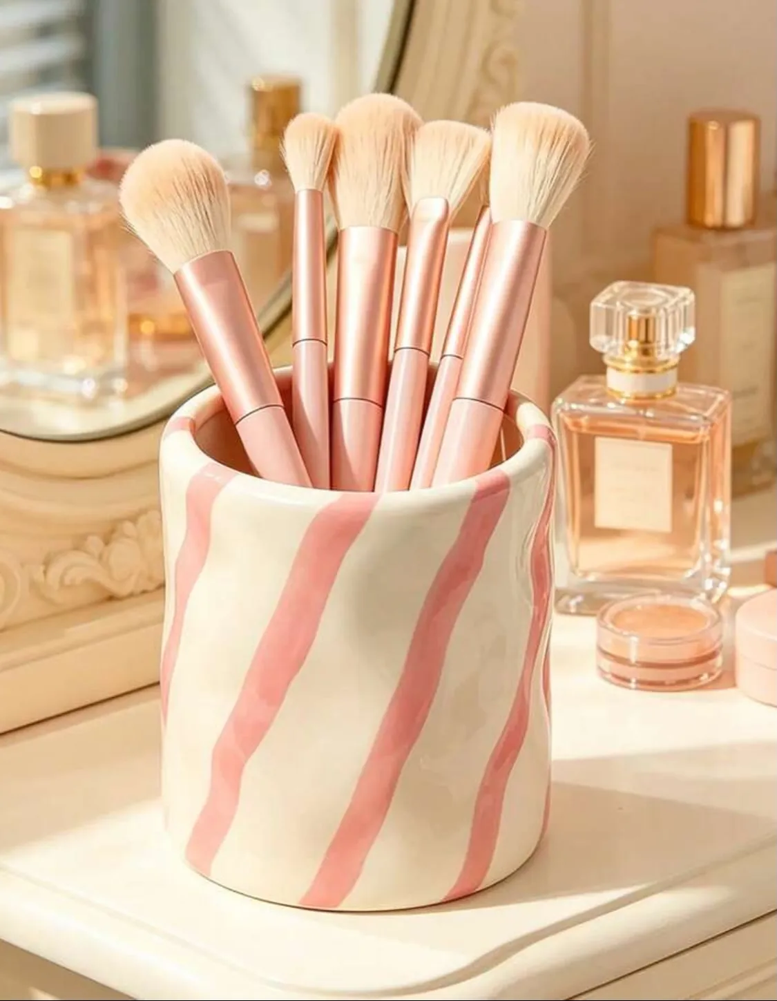 Glittery Makeup Brush Holder