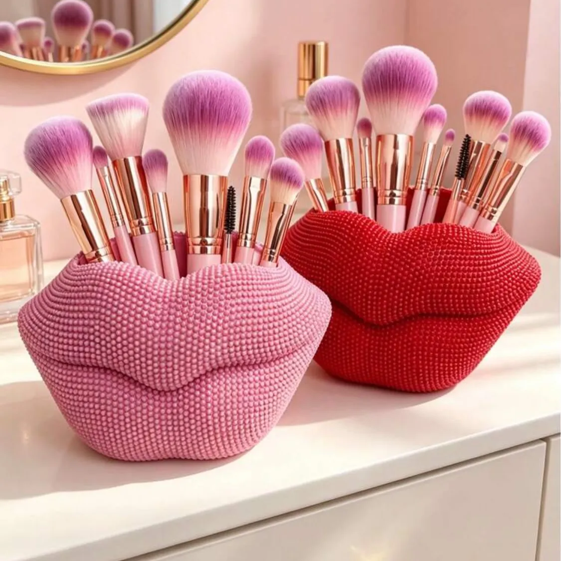 Lip-Shaped Makeup Brush Holder
