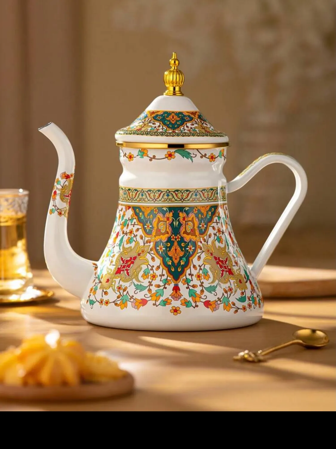 Floral Pattern Teapot and Kettle Set