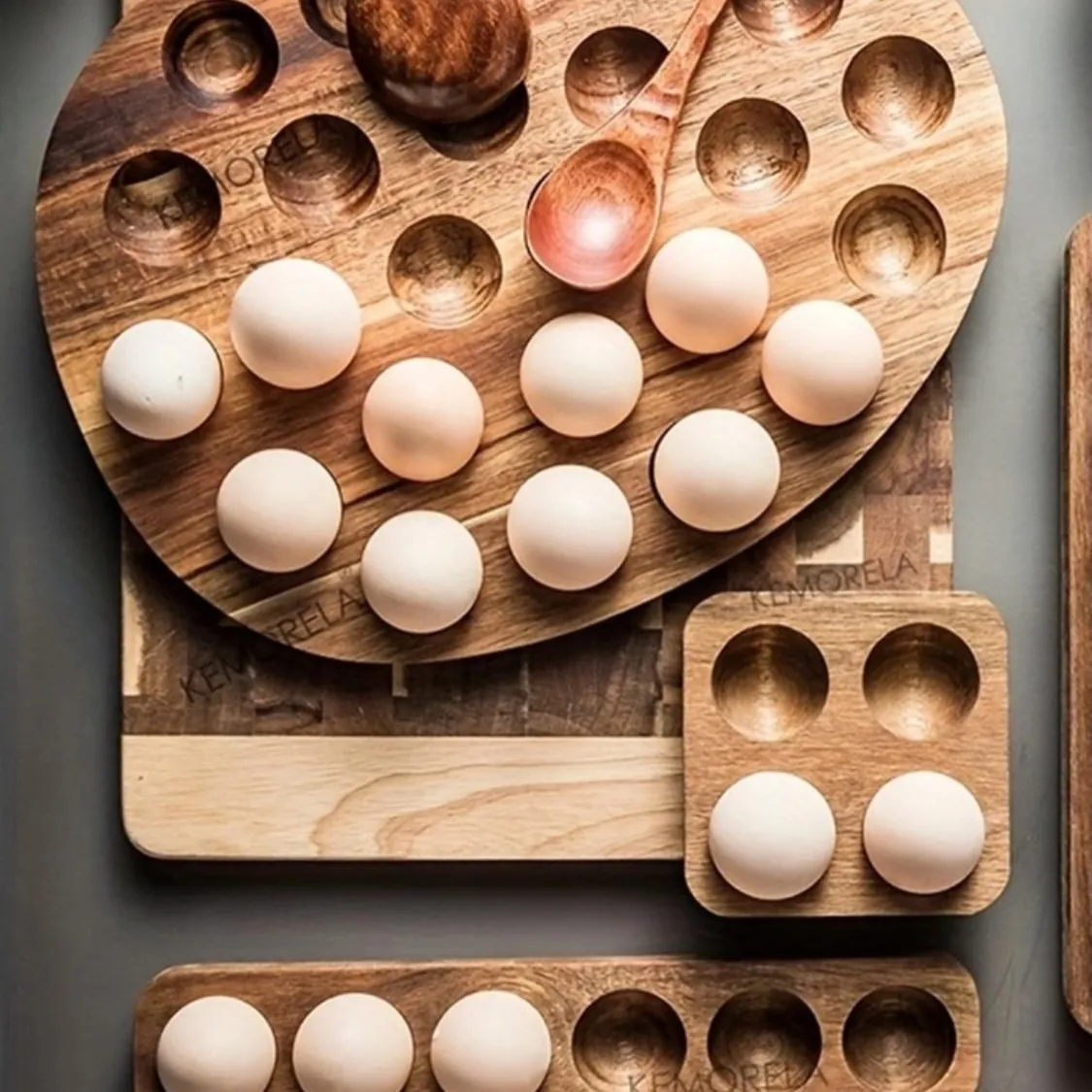 Ceramic Egg Holder
