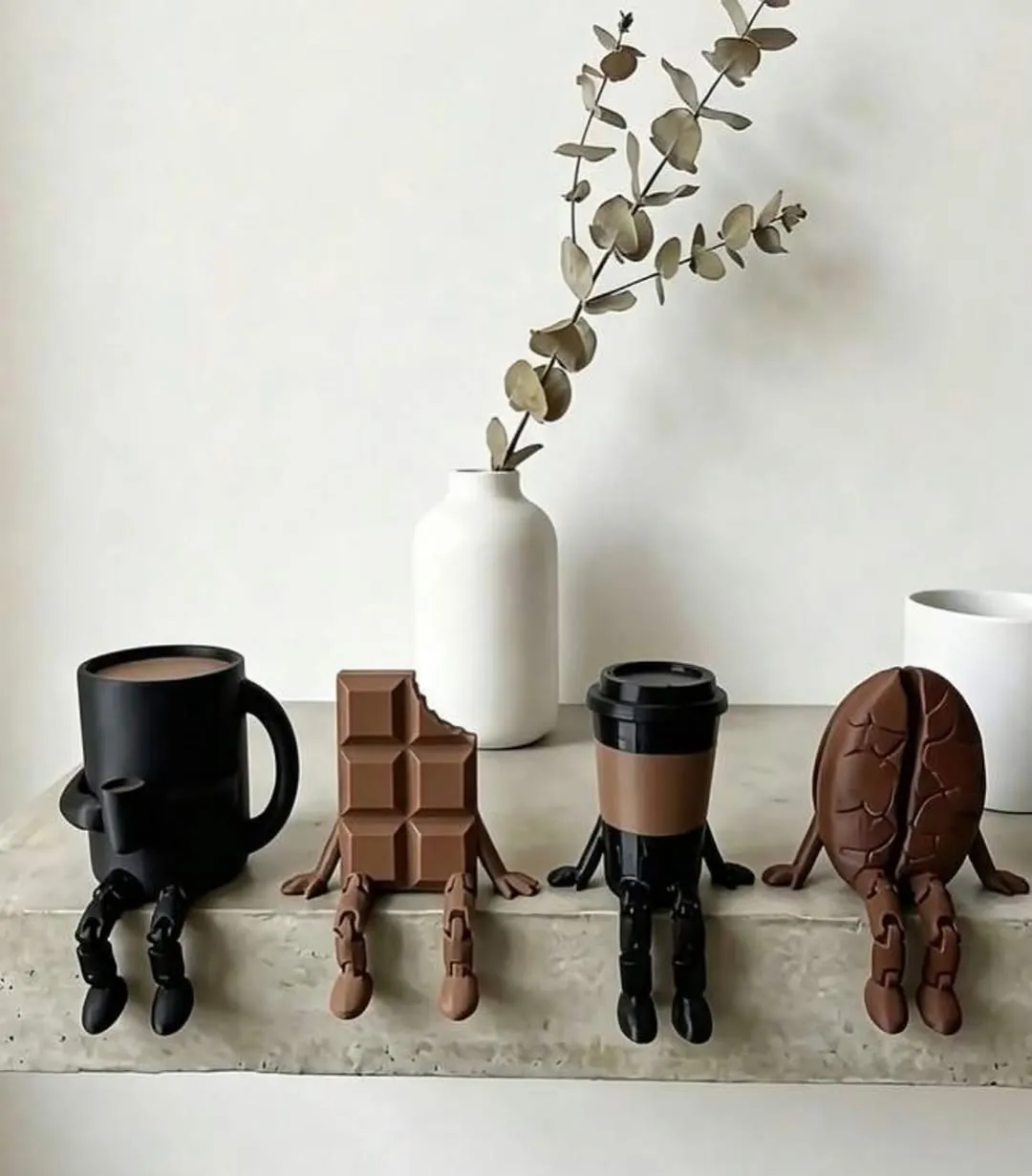 Decorative Egg-shaped Figures