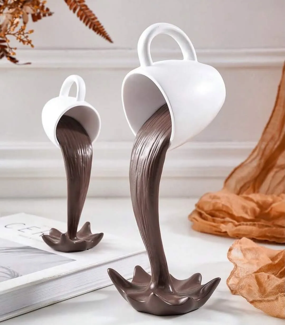 Decorative Egg-shaped Figures