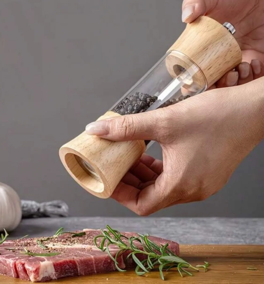 Wooden Salt and Pepper Grinder Set