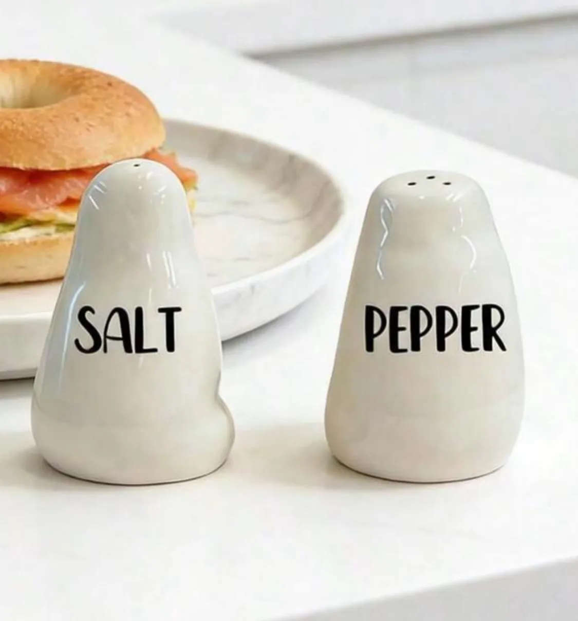 Wooden Salt and Pepper Grinder Set