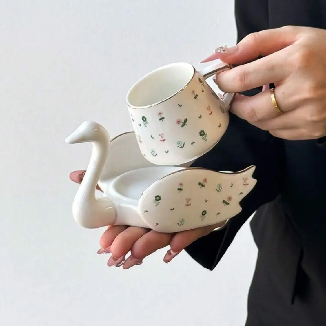 Flower-Shaped Decorative Bowls