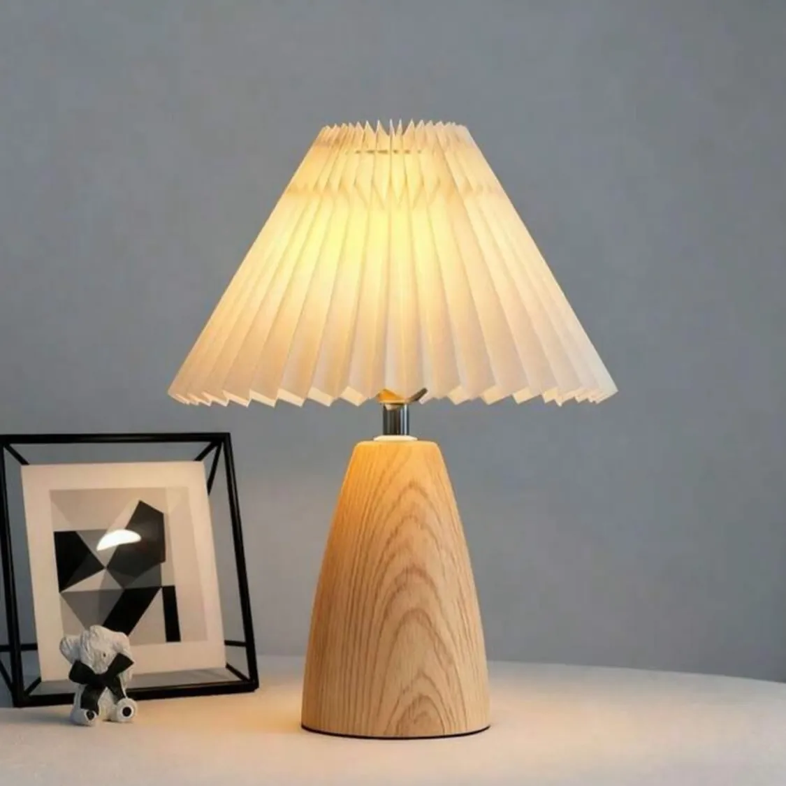 Elegant Table Lamp
