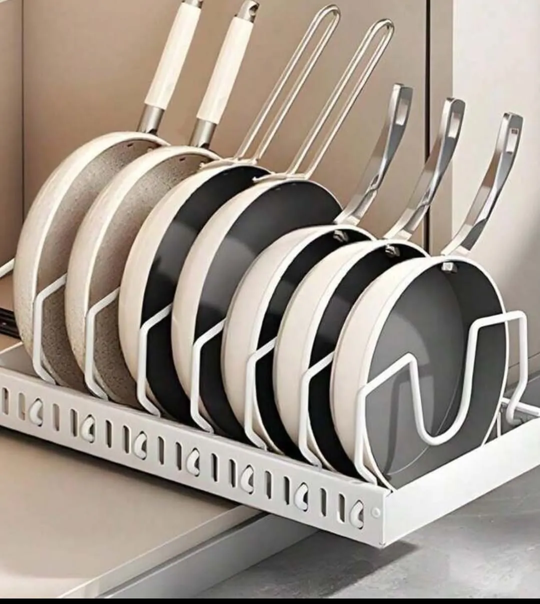 Door-Mounted Plate Rack