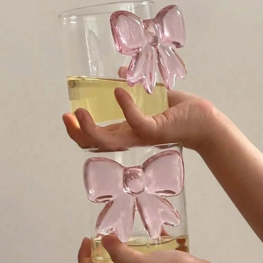 Bow-Decorated Wine Glasses