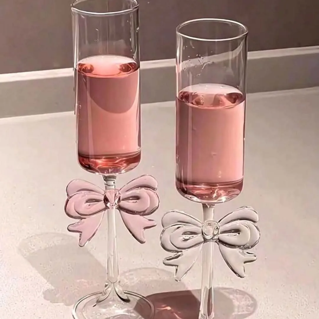 Bow-Decorated Wine Glasses