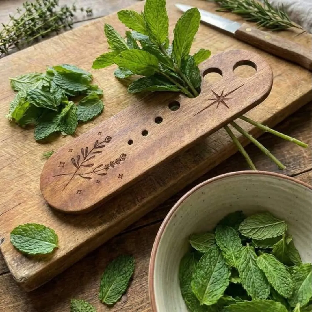Wooden Cheese Board and Knife Set