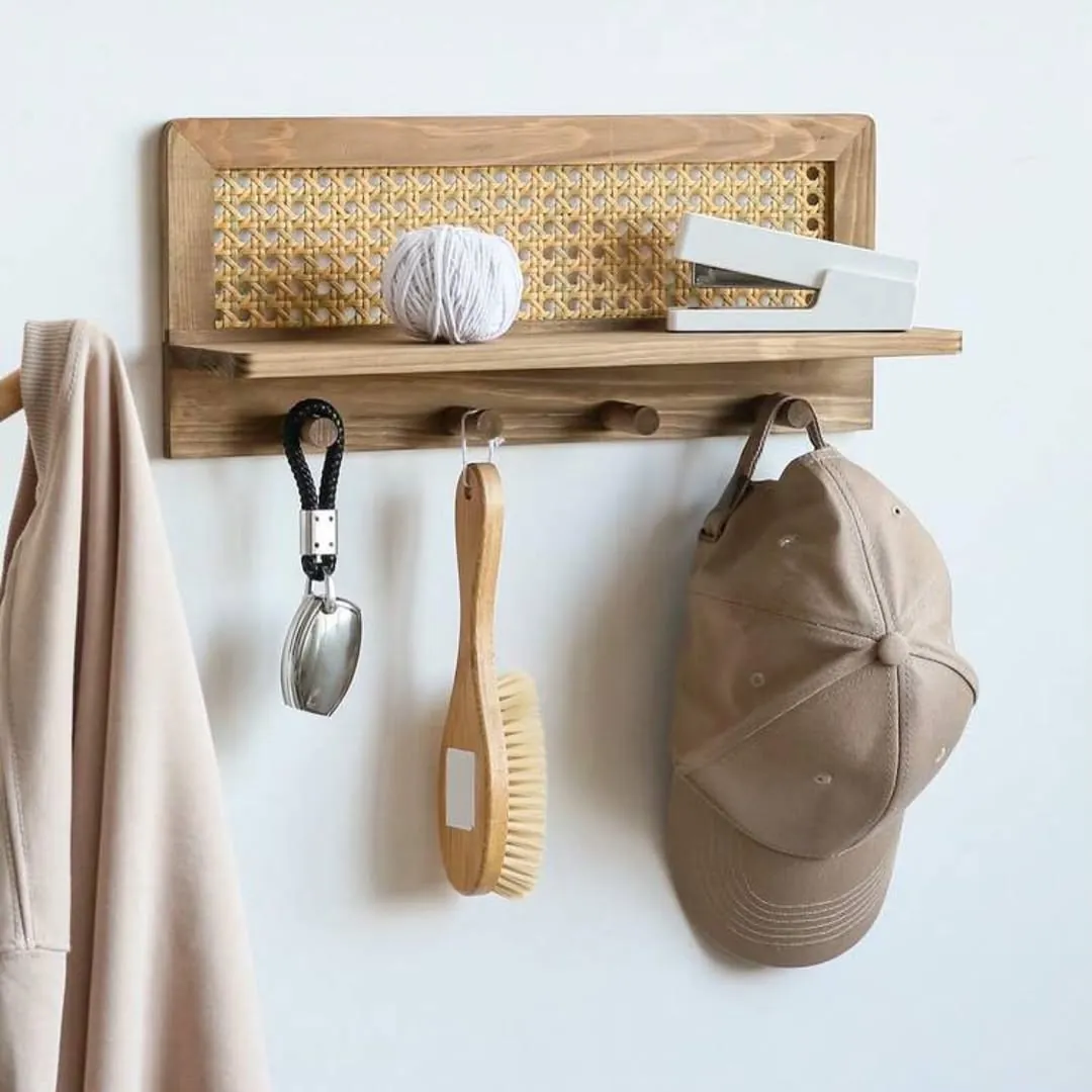 Wall-Mounted Decorative Shelf with Hooks