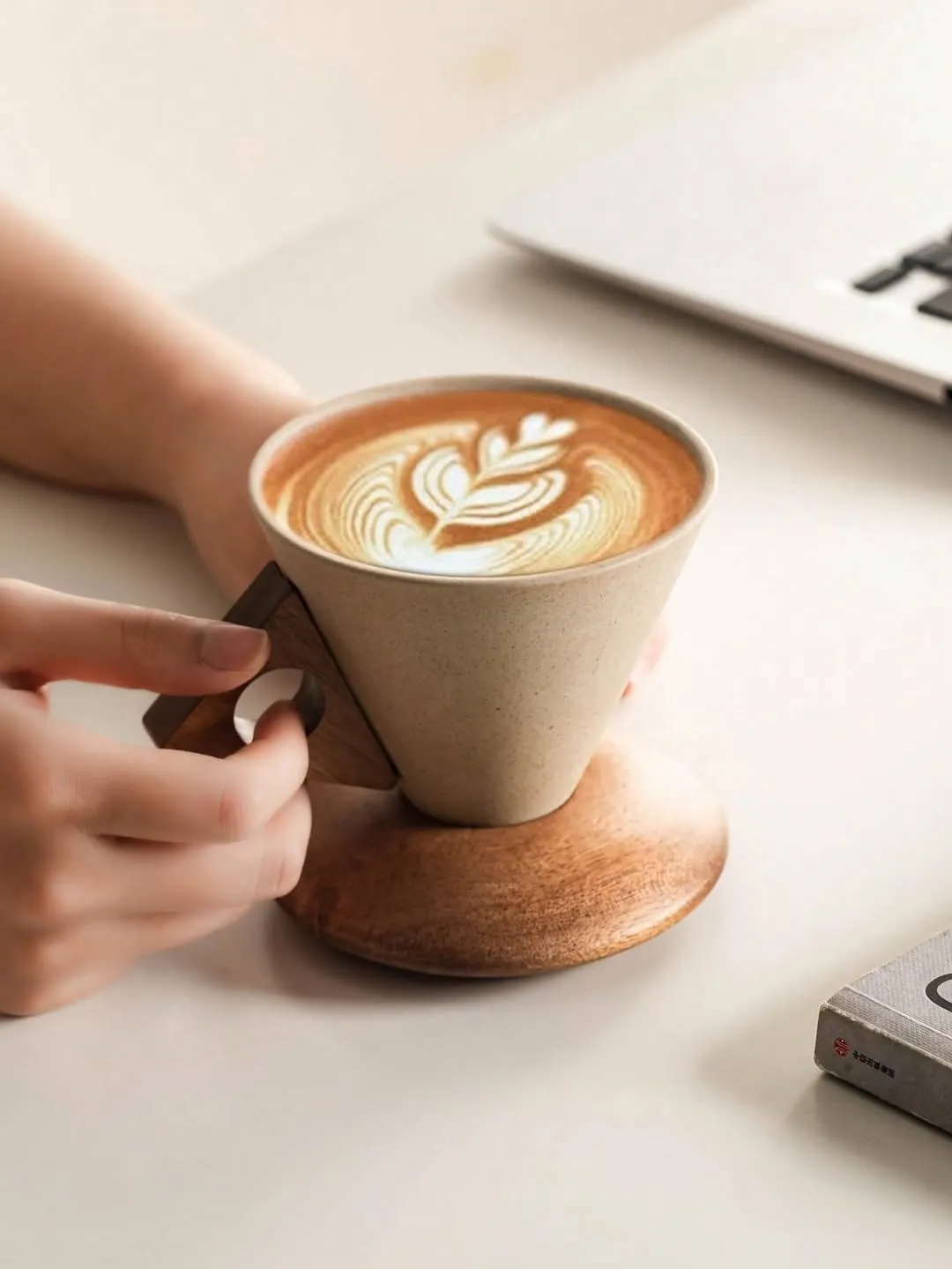 Customized Ceramic Coffee Mugs