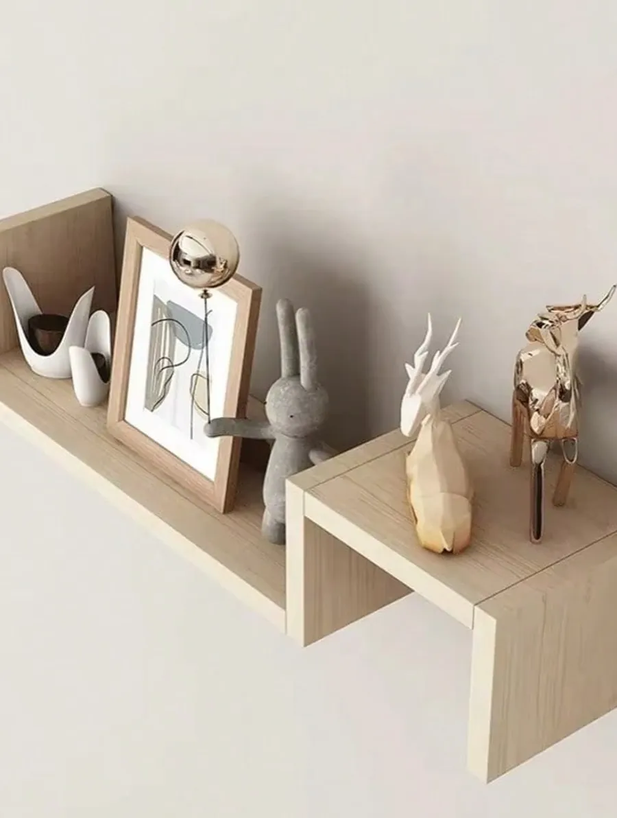 Modern Wall-Mounted Decorative Shelf with Vase