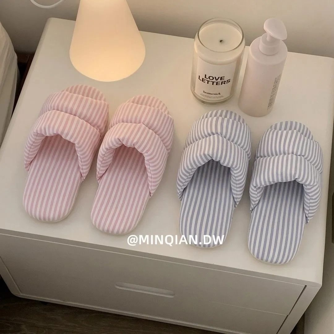Women's Fuzzy Bow Slippers