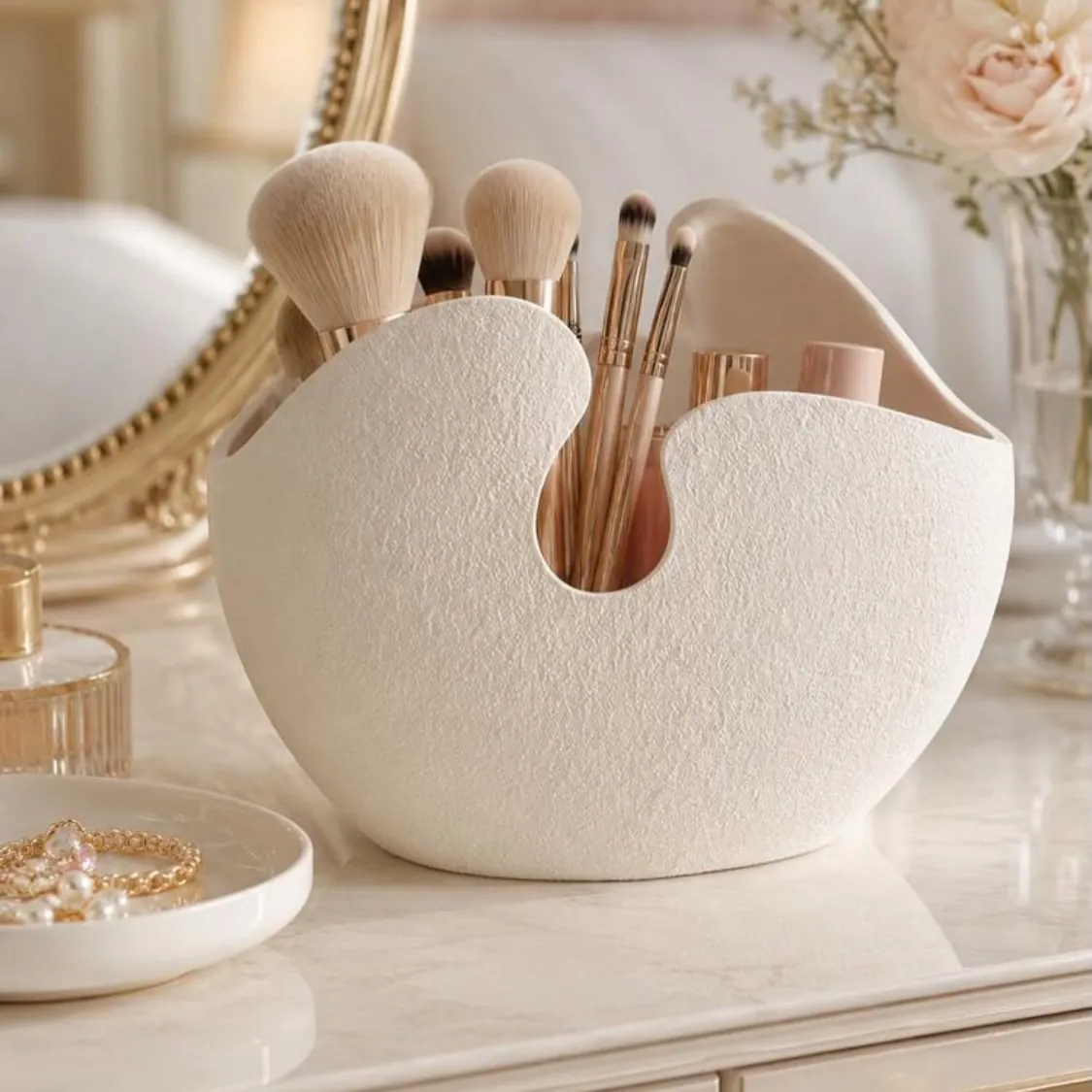 Swan-Shaped Jewelry Bowl