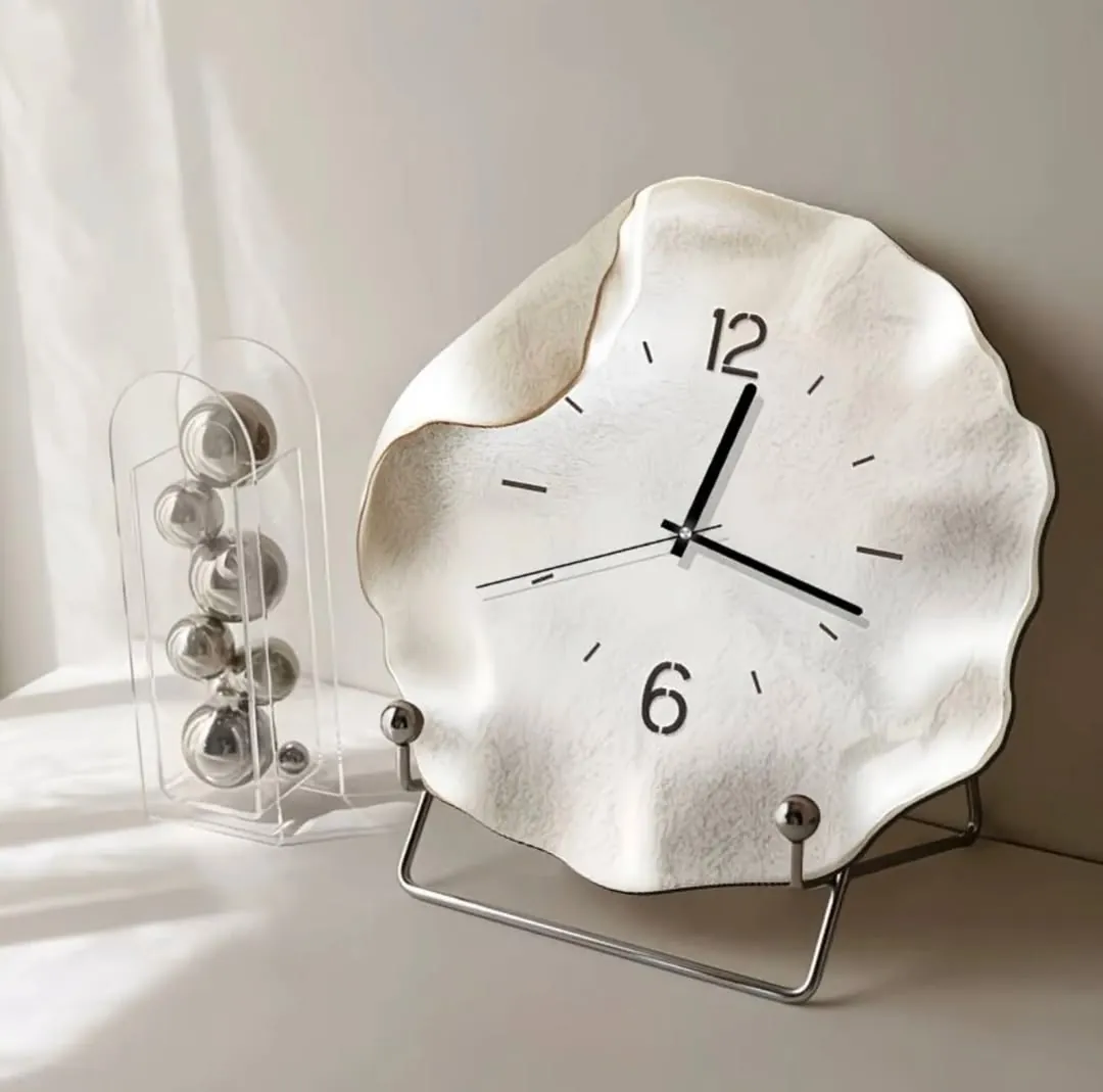 Dried Flower Resin Wall Clock