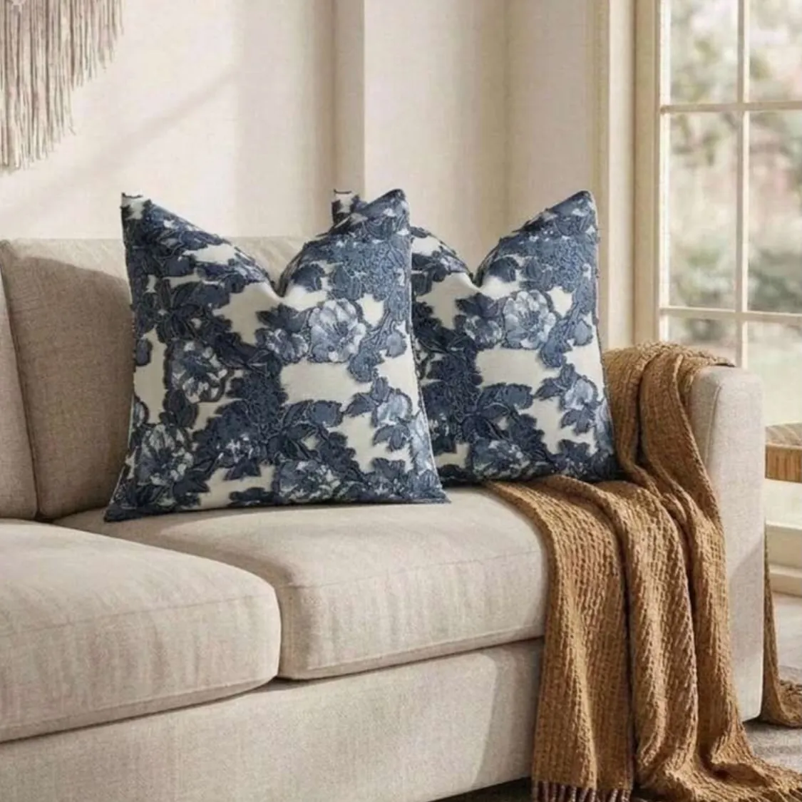 Decorative Throw Pillows