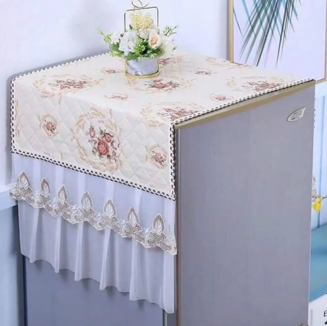 Lace Table Cover