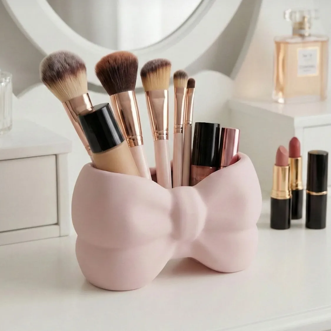 Corset-style Makeup Brush Holder