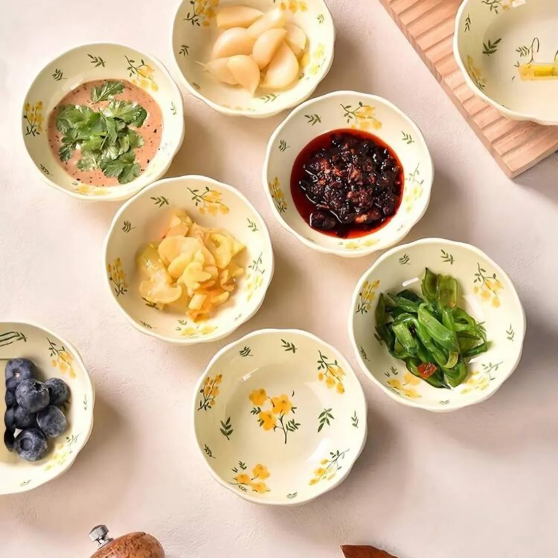 Ceramic Mini Bowls with Bread and Pretzel Handles
