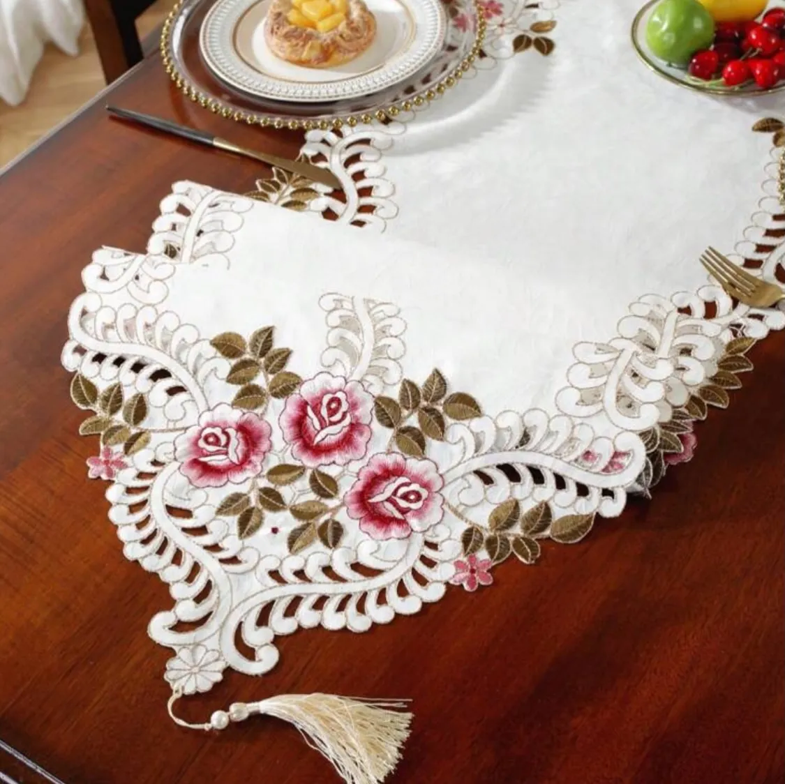 Lace Table Runner