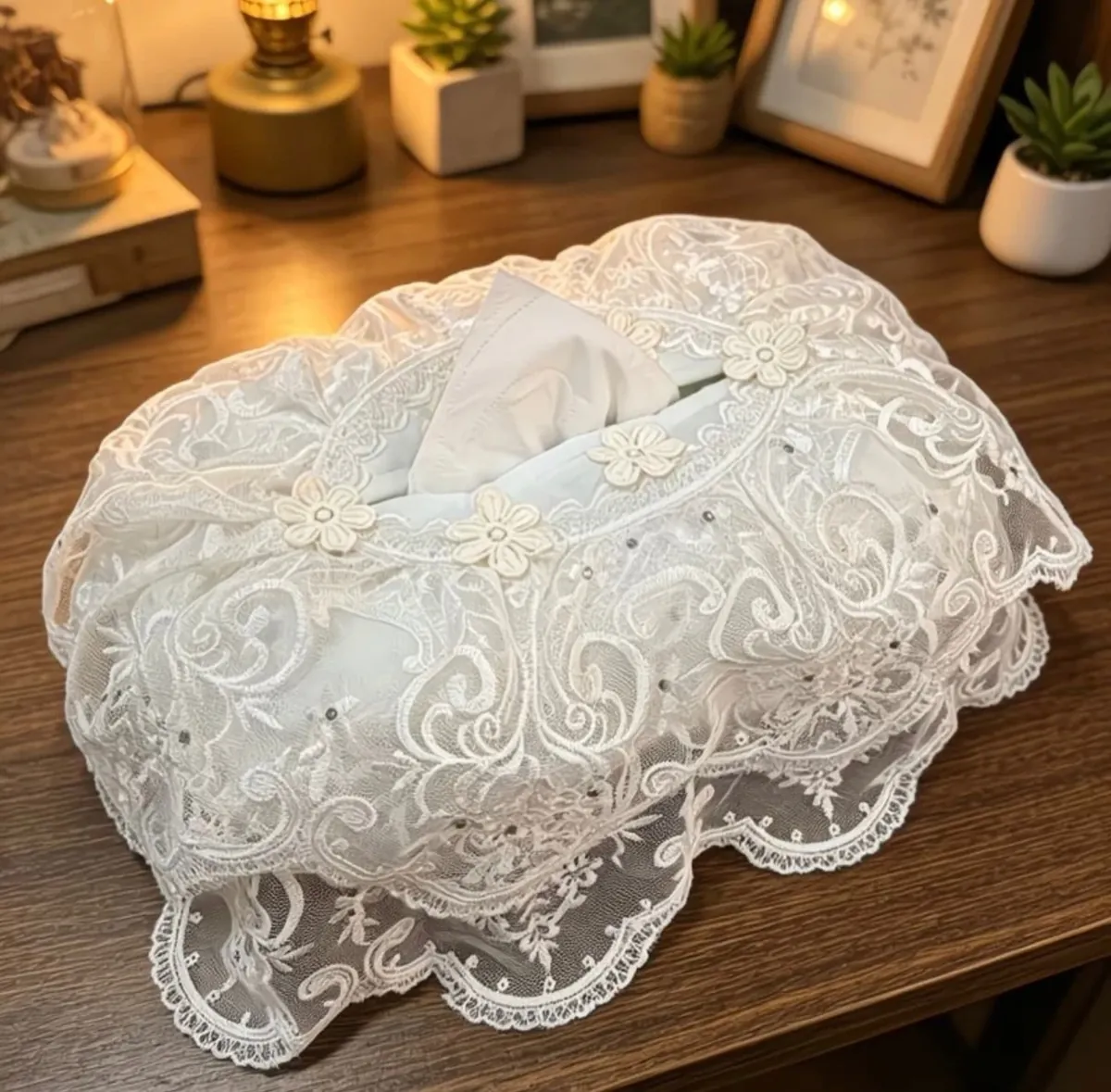 Luxury Lace Tissue Box Cover with Pearl Handle