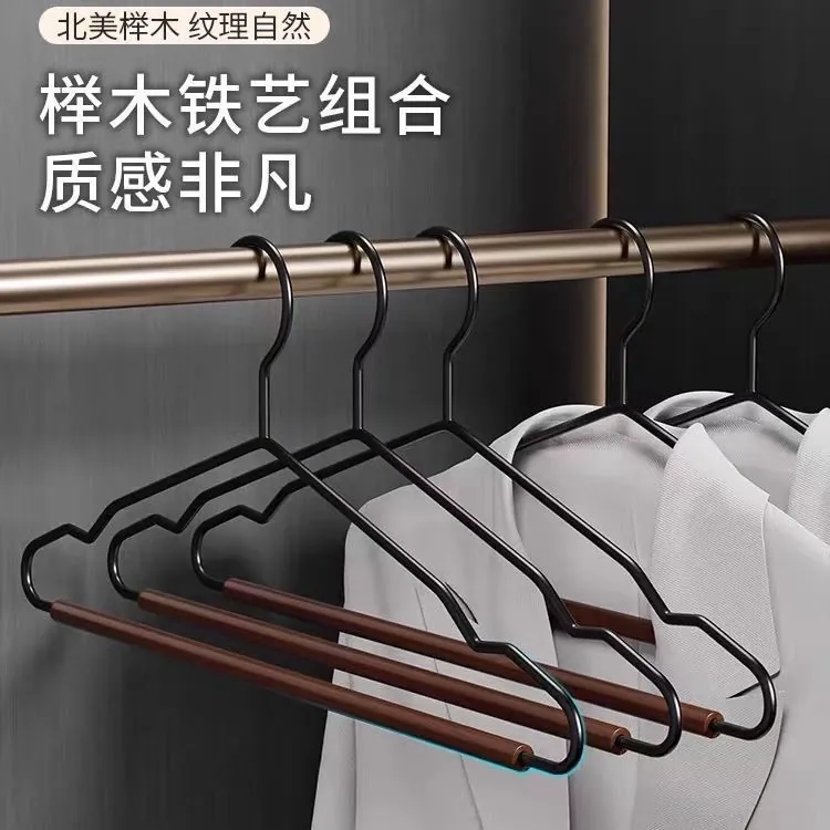Pearl-style Hangers