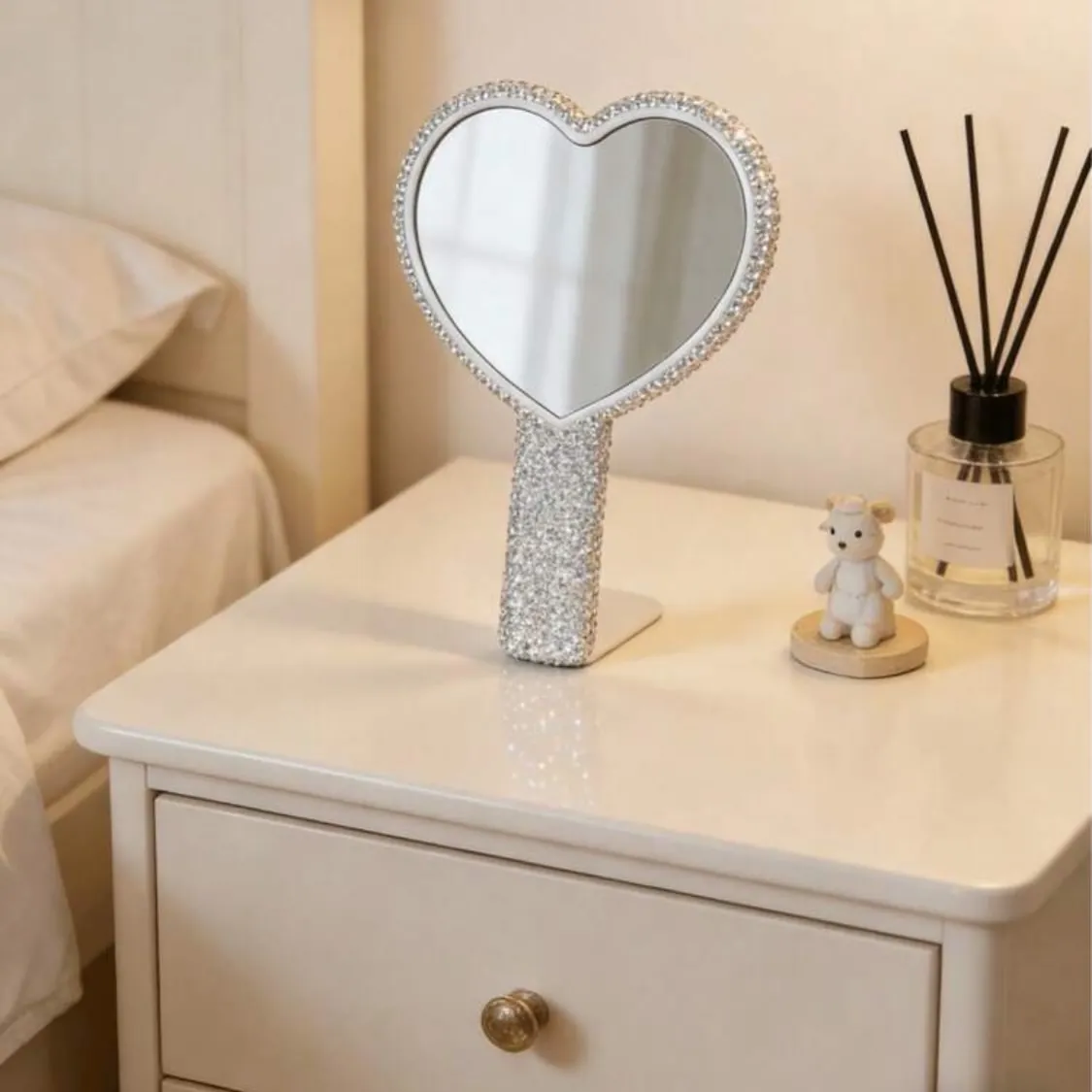 Pearl-style Hangers