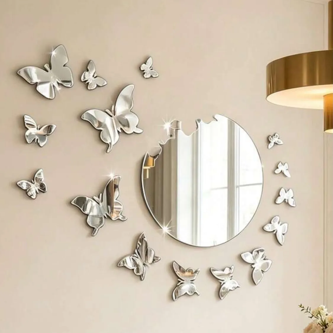 Elegant Decorative Mirror and Lamp Set