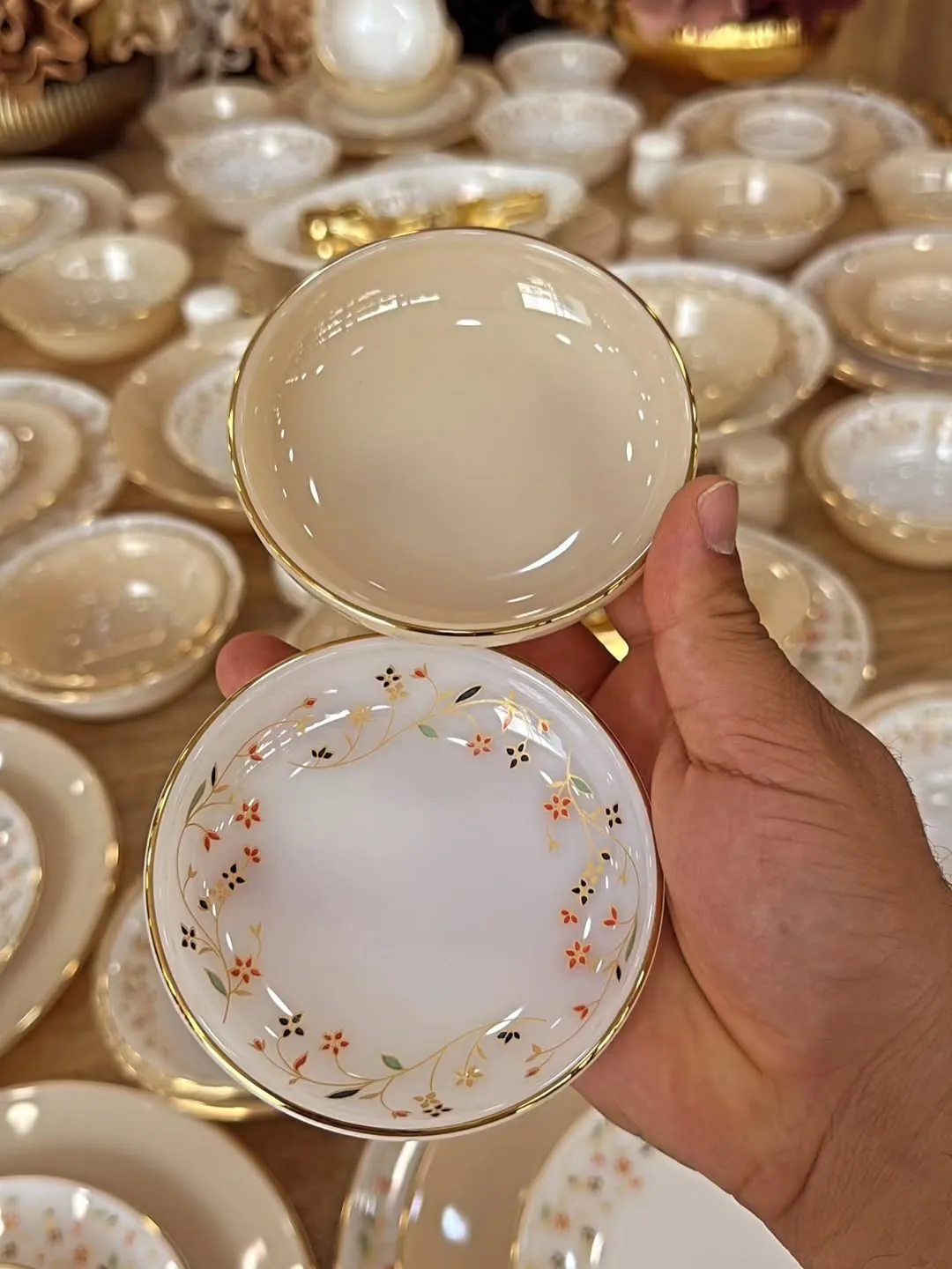 Nova 72-Piece Floral Dinnerware Set for 12 Persons