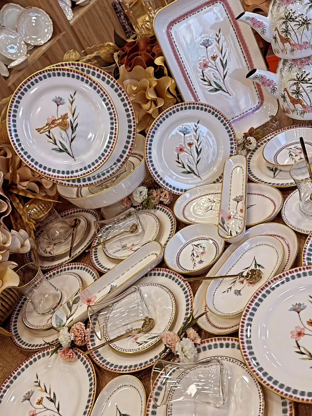 Floral Pattern Dinnerware Set with Gold Rim